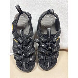 Keen womens  Newport H2 Sandals Size 7 US Black